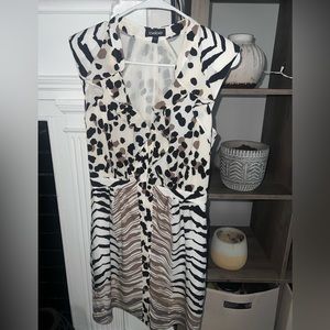 Bebe, size small, shoulder pads, above knee, like new